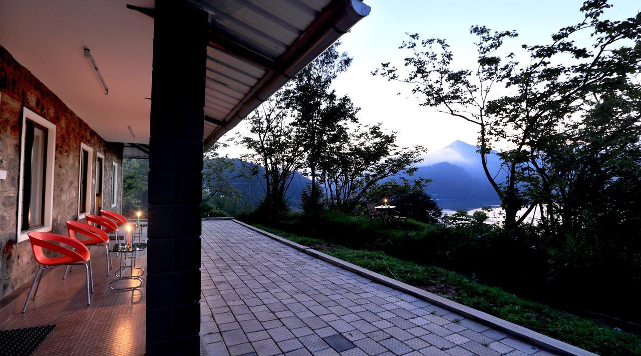 Ottway Hills Near Mattupetty Dam Hotell Munnar Exteriör bild